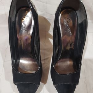 Carlos Santana Black Heels Sz 8 1/2